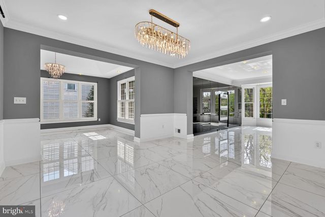 43861 HARTLEY PL, Ashburn, VA 20147