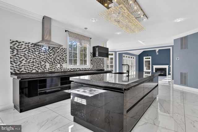 43861 HARTLEY PL, Ashburn, VA 20147