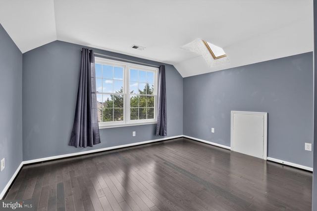 43861 HARTLEY PL, Ashburn, VA 20147