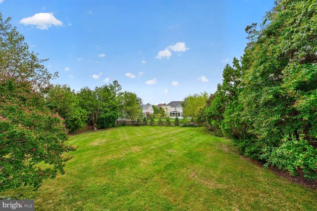 43861 HARTLEY PL, Ashburn, VA 20147