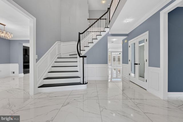 43861 HARTLEY PL, Ashburn, VA 20147