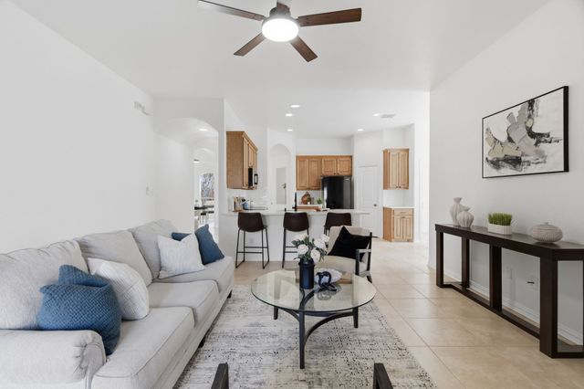 813 Chase Circle, Hurst, TX 76053