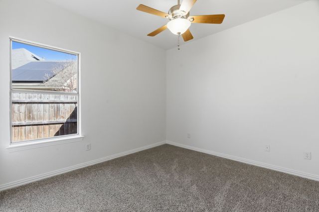 813 Chase Circle, Hurst, TX 76053