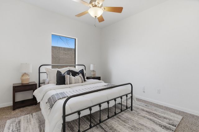 813 Chase Circle, Hurst, TX 76053