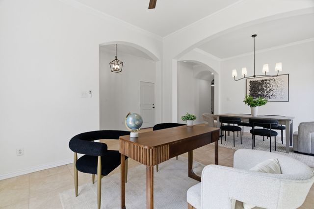 813 Chase Circle, Hurst, TX 76053