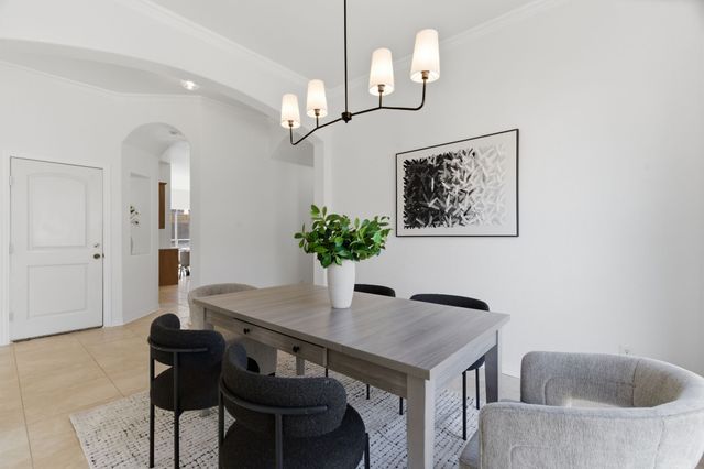 813 Chase Circle, Hurst, TX 76053