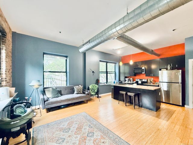 881 Lafayette Boulevard 2H, Bridgeport, CT 06604