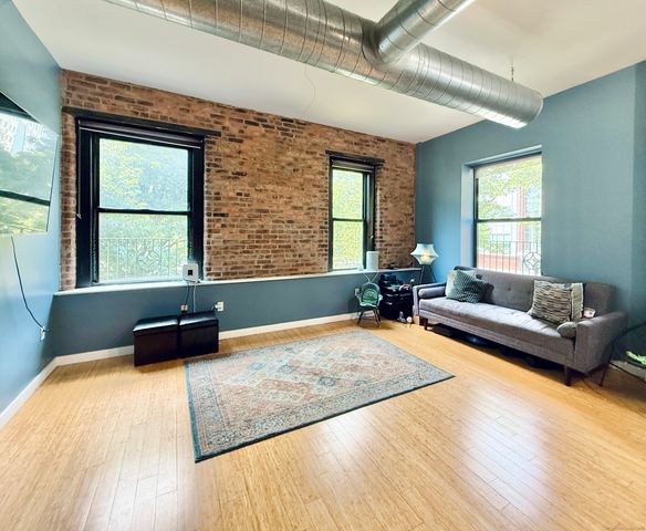 881 Lafayette Boulevard 2H, Bridgeport, CT 06604