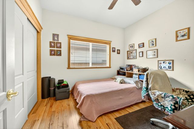 220 Pine Lake Drive, Eagle Point, OR 97524