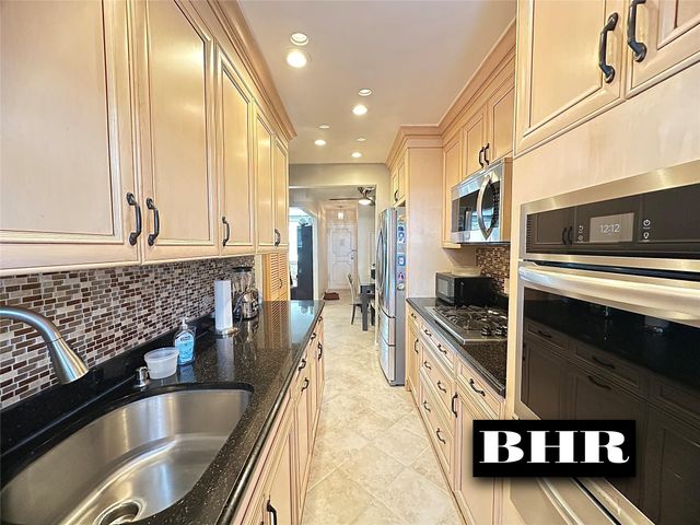 2051 E 57th Street 101G, Brooklyn, NY 11234
