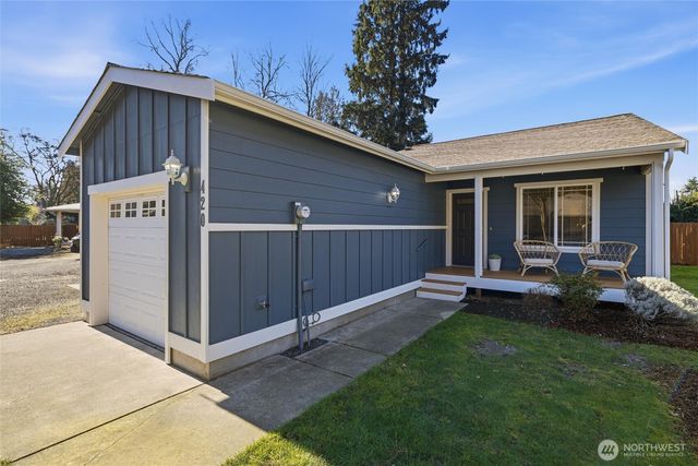 420 Oak Hill Lane, Burlington, WA 98233