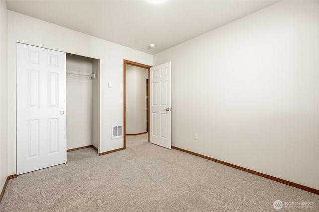 420 Oak Hill Lane, Burlington, WA 98233