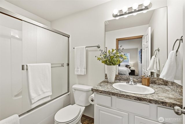 420 Oak Hill Lane, Burlington, WA 98233