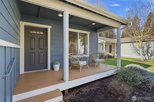 420 Oak Hill Lane, Burlington, WA 98233