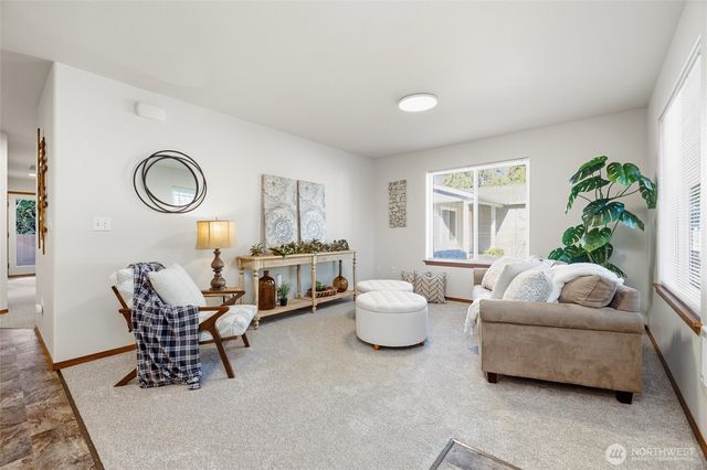 420 Oak Hill Lane, Burlington, WA 98233