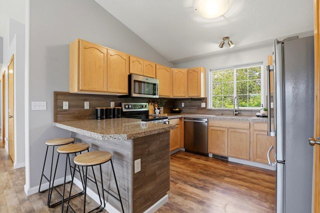 520 E Norma Lee Ave, Medical Lake, WA 99022