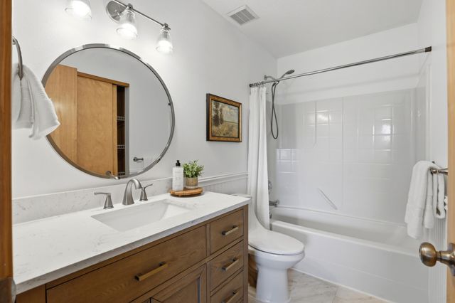 520 E Norma Lee Ave, Medical Lake, WA 99022