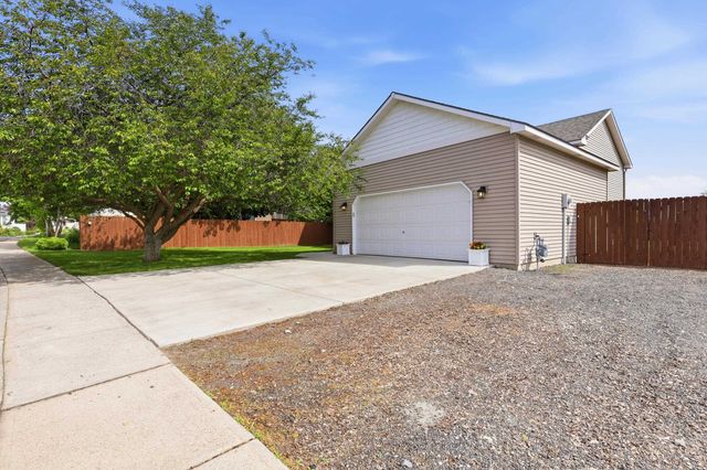 520 E Norma Lee Ave, Medical Lake, WA 99022