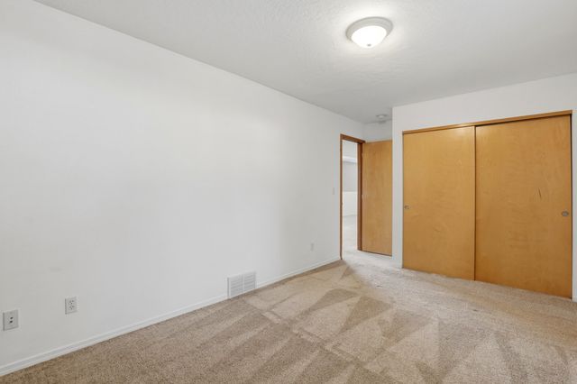 520 E Norma Lee Ave, Medical Lake, WA 99022