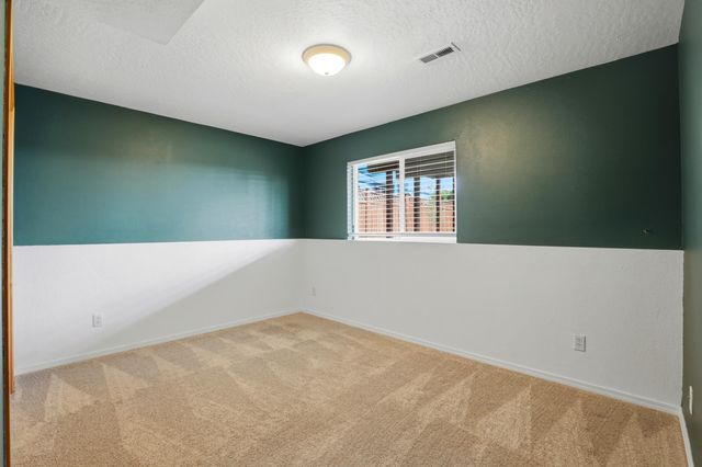 520 E Norma Lee Ave, Medical Lake, WA 99022