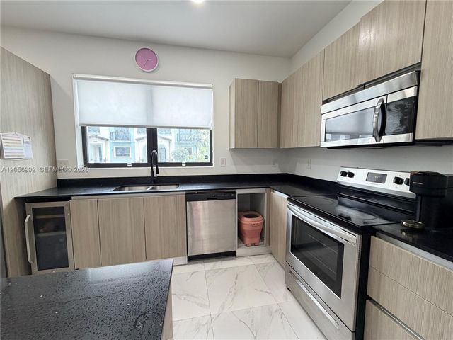 6167 SW 36th Court, Miramar, FL 33023