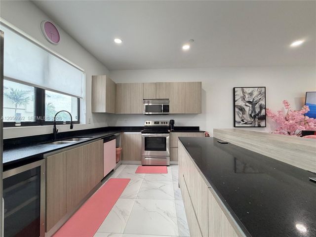 6167 SW 36th Court, Miramar, FL 33023