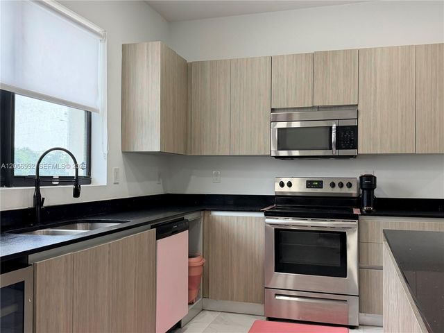 6167 SW 36th Court, Miramar, FL 33023