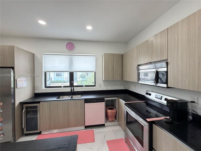 6167 SW 36th Court, Miramar, FL 33023