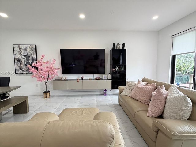 6167 SW 36th Court, Miramar, FL 33023