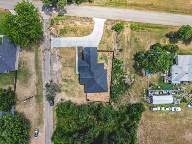 609 Luzon Street, Tool, TX 75143