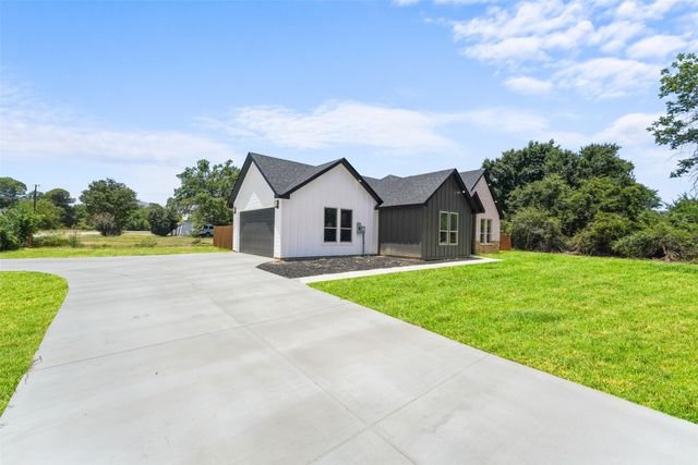 609 Luzon Street, Tool, TX 75143
