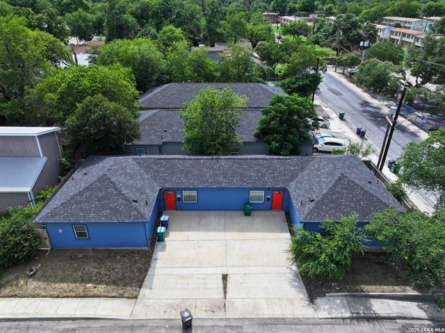 2902 S Laredo St, San Antonio, TX 78207
