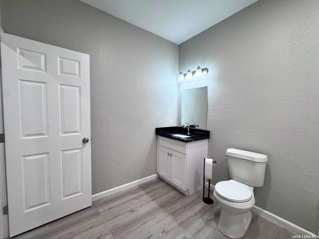 2902 S Laredo St, San Antonio, TX 78207
