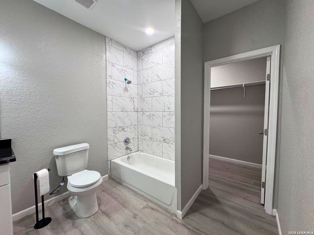 2902 S Laredo St, San Antonio, TX 78207