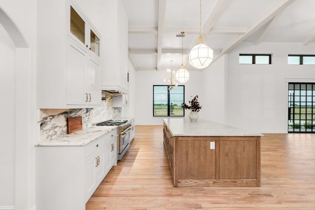 7256 Tom Trails, Krum, TX 76249