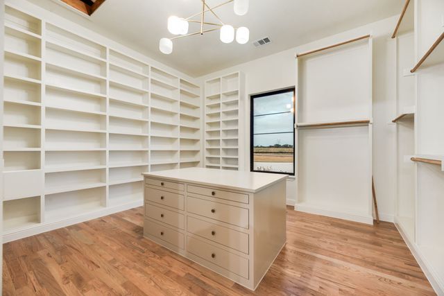 7256 Tom Trails, Krum, TX 76249