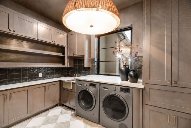 7256 Tom Trails, Krum, TX 76249