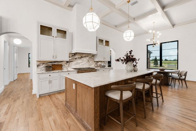 7256 Tom Trails, Krum, TX 76249
