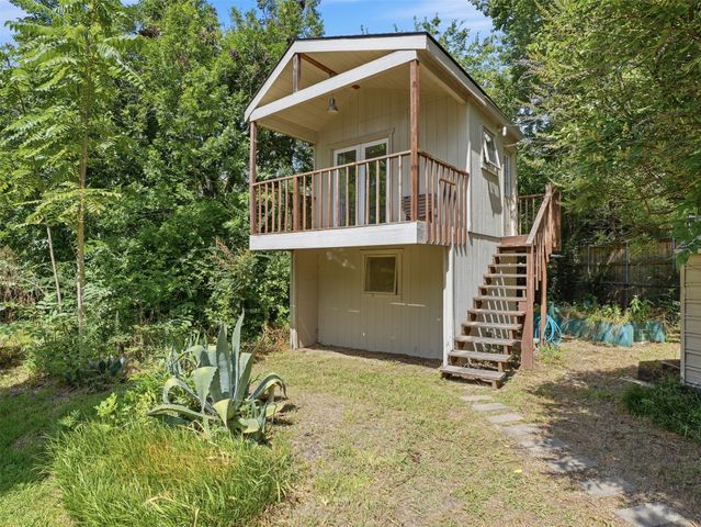 1429 El Campo Drive, Dallas, TX 75218