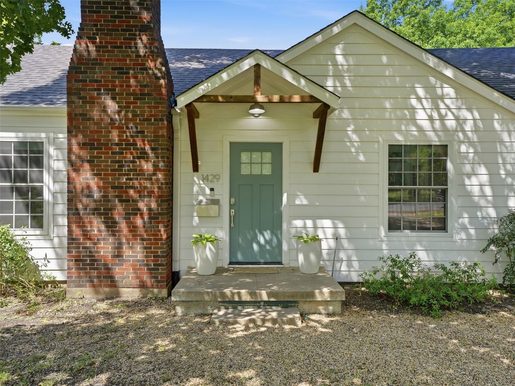 1429 El Campo Drive, Dallas, TX 75218