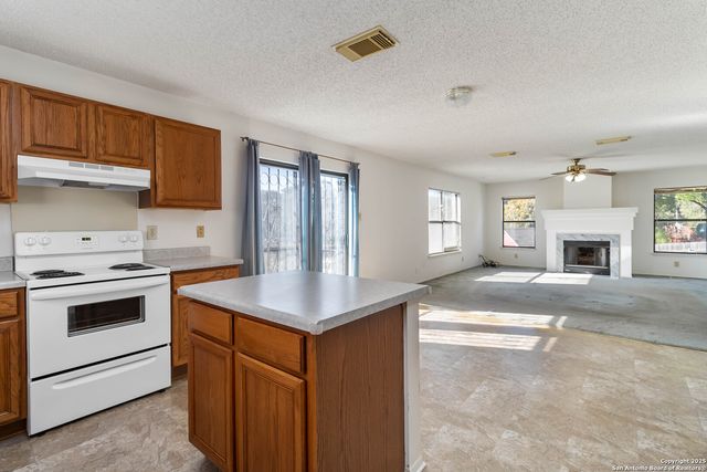 17603 Krugerrand, San Antonio, TX 78232