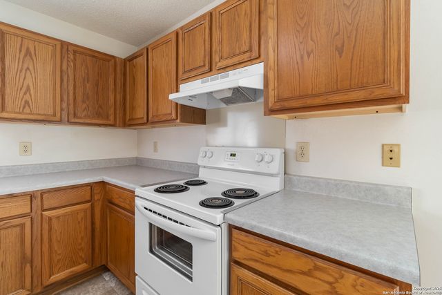 17603 Krugerrand, San Antonio, TX 78232