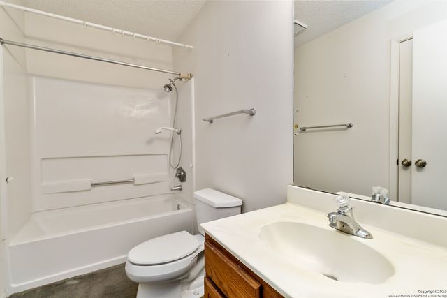 17603 Krugerrand, San Antonio, TX 78232