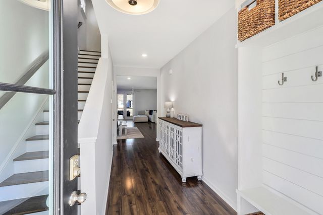 1048 Sago Palm Court, Mount Pleasant, SC 29429