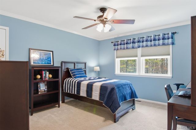 187 Natures Lane, Miller Place, NY 11764