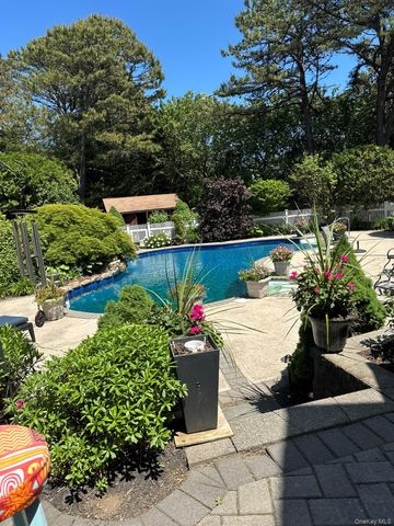 187 Natures Lane, Miller Place, NY 11764