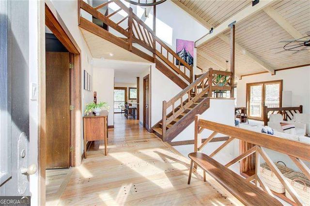 6350 River Chase Circle, Atlanta, GA 30328