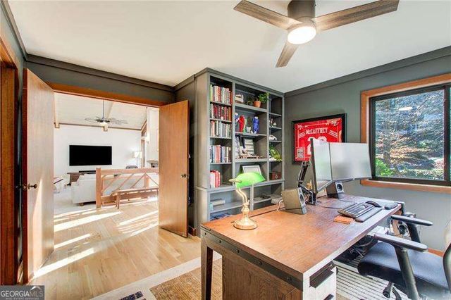 6350 River Chase Circle, Atlanta, GA 30328