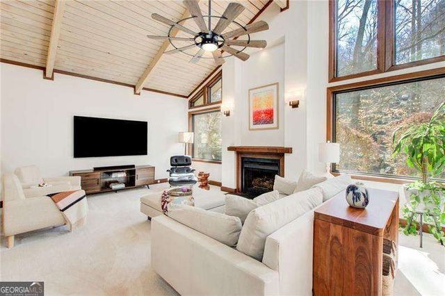 6350 River Chase Circle, Atlanta, GA 30328