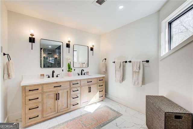 6350 River Chase Circle, Atlanta, GA 30328